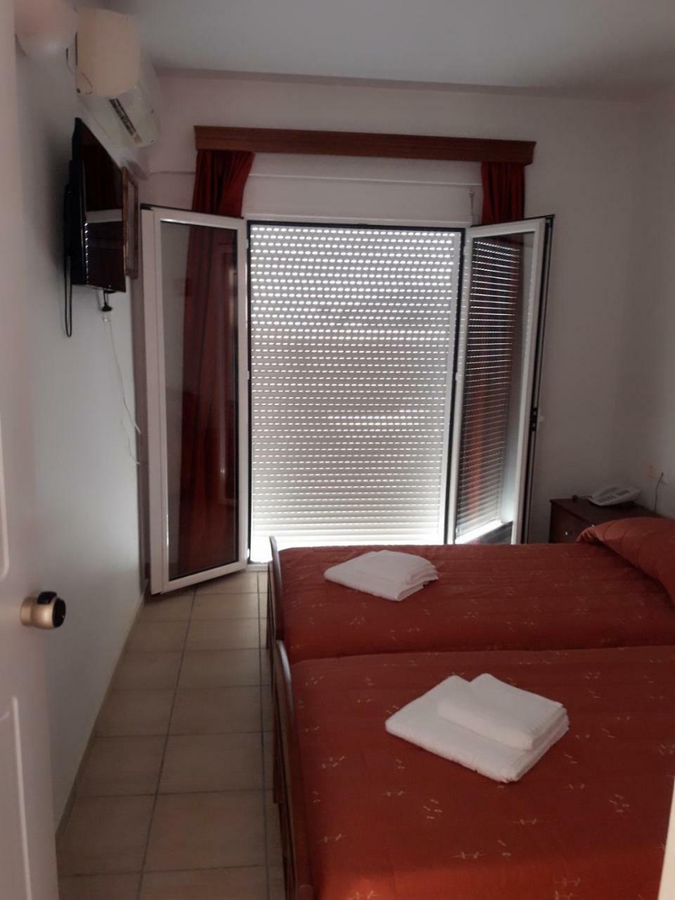 Отель Aquamar Beach Kournas Экстерьер фото