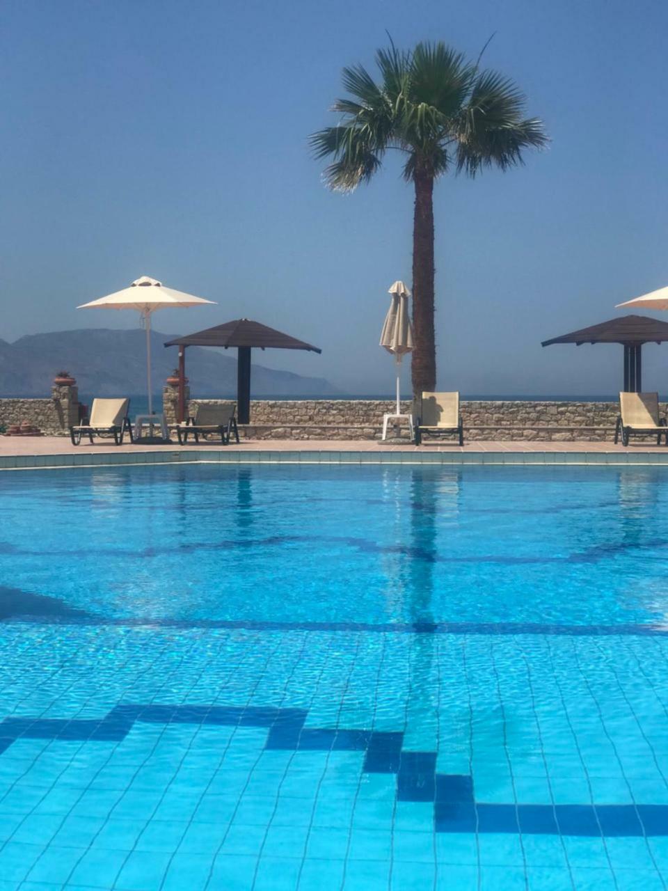 Отель Aquamar Beach Kournas Экстерьер фото