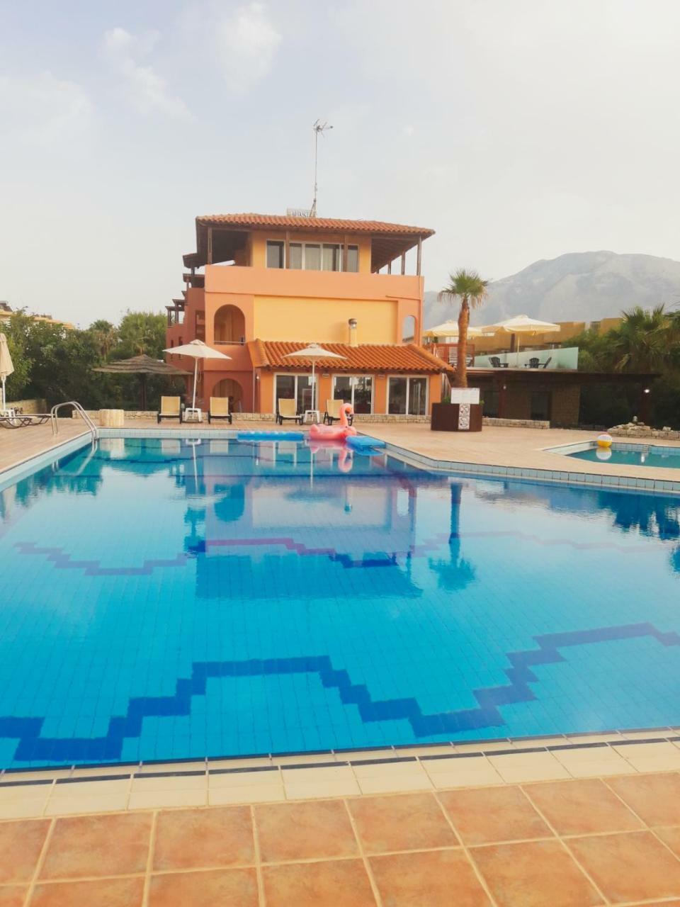 Отель Aquamar Beach Kournas Экстерьер фото